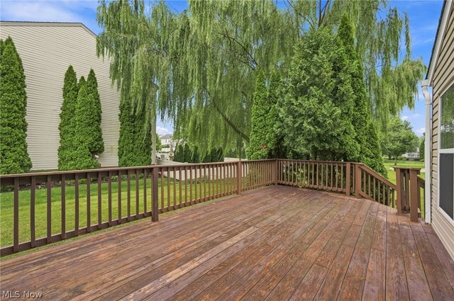 465 Wilmington Drive, Broadview Heights, OH 44147