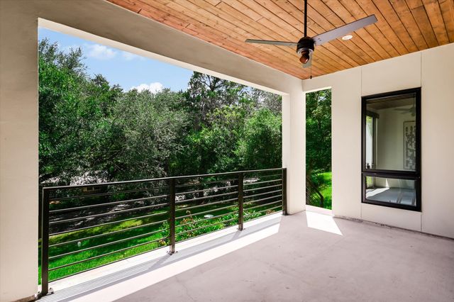 500 Laurel Valley RD, West Lake Hills, TX 78746