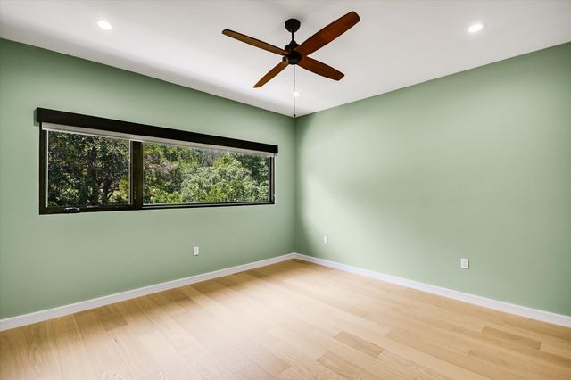 500 Laurel Valley RD, West Lake Hills, TX 78746
