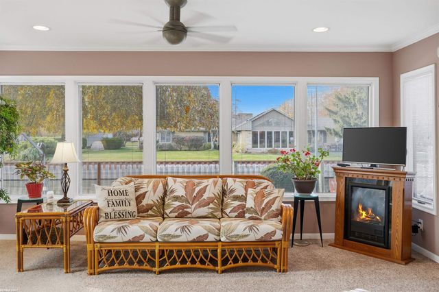 38151 Seaway Court, Harrison Twp, MI 48045