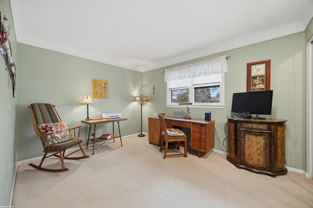 38151 Seaway Court, Harrison Twp, MI 48045