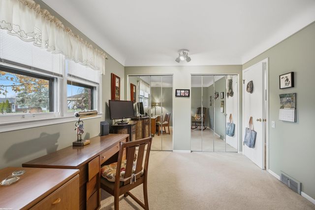 38151 Seaway Court, Harrison Twp, MI 48045