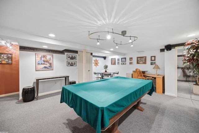 38151 Seaway Court, Harrison Twp, MI 48045