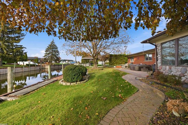 38151 Seaway Court, Harrison Twp, MI 48045