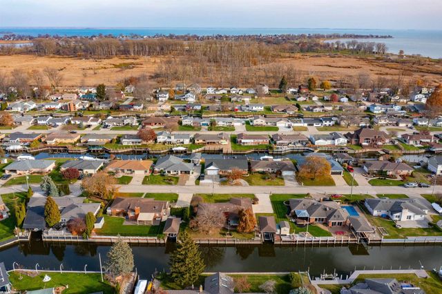 38151 Seaway Court, Harrison Twp, MI 48045