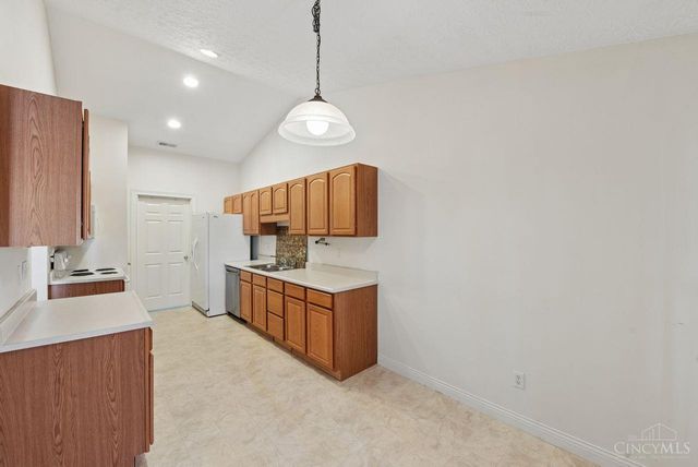 8021 Pinnacle Point Drive, West Chester, OH 45069