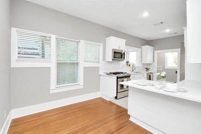 614 Colquitt Street, Houston, TX 77006