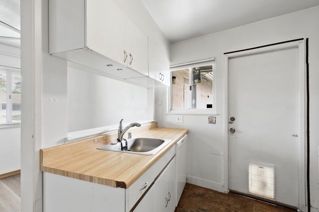 3412 Humboldt Way, Sacramento, CA 95864