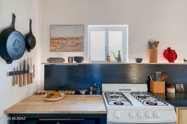 840 S 8th Avenue, Tucson, AZ 85701