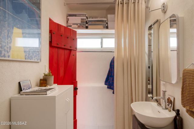 840 S 8th Avenue, Tucson, AZ 85701