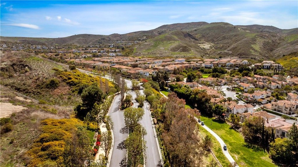 Image 46 of property listing at 27842 Camino Del Rio, San Juan Capistrano, CA 92675