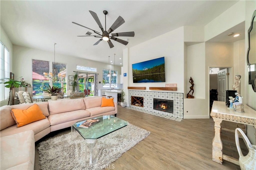 Image 7 of property listing at 27842 Camino Del Rio, San Juan Capistrano, CA 92675