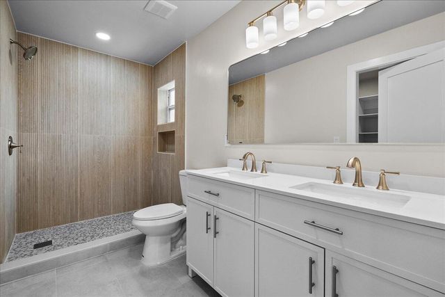 426 Bayberry Drive, West Palm Beach, FL 33403
