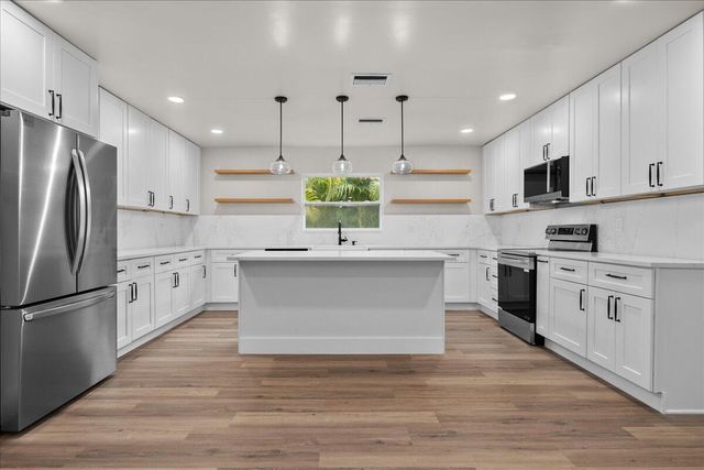 426 Bayberry Drive, West Palm Beach, FL 33403