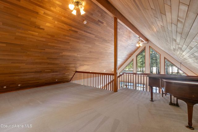 608 Meadowlark LN, Sandpoint, ID 83864