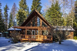 608 Meadowlark LN, Sandpoint, ID 83864