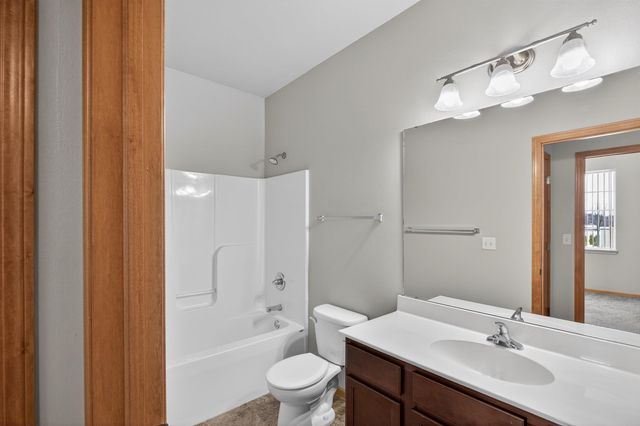 4803 Millenium Drive, Cedar Falls, IA 50613