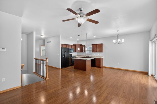 4803 Millenium Drive, Cedar Falls, IA 50613