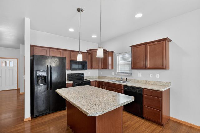 4803 Millenium Drive, Cedar Falls, IA 50613