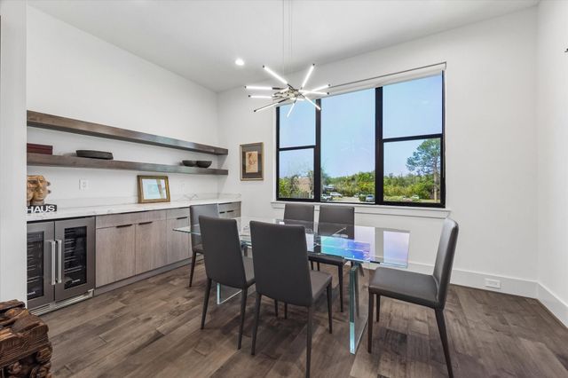 2435 Sheridan Street, Houston, TX 77030