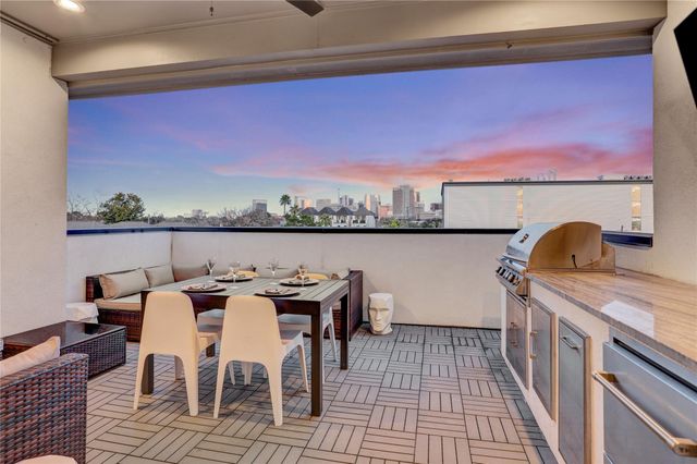 2435 Sheridan Street, Houston, TX 77030