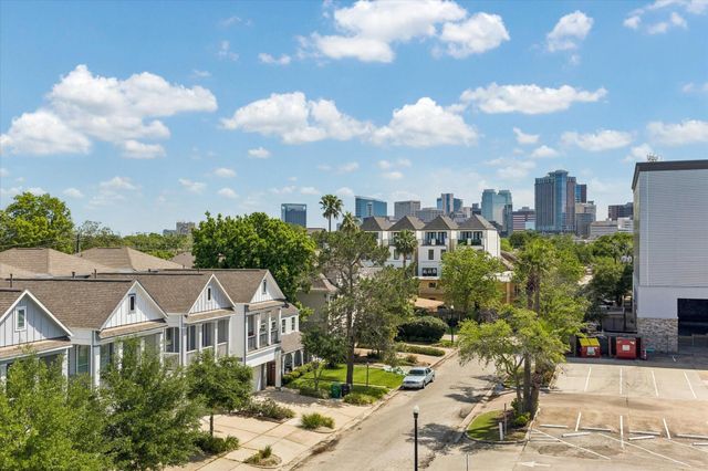 2435 Sheridan Street, Houston, TX 77030