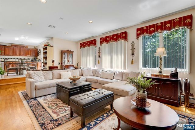 244 McElroy Avenue, Fort Lee, NJ 07024