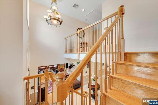 244 McElroy Avenue, Fort Lee, NJ 07024