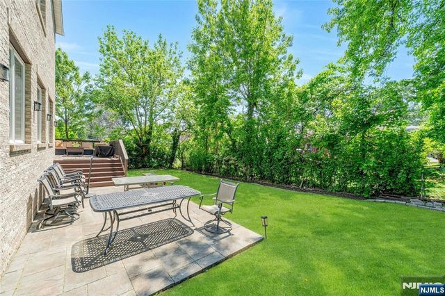 244 McElroy Avenue, Fort Lee, NJ 07024