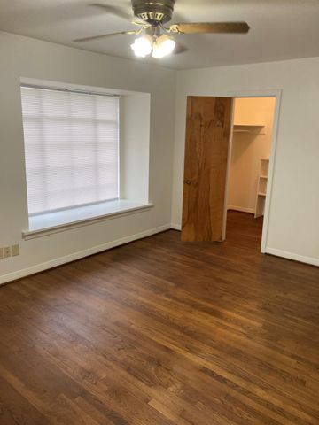 4414 Willowbend Boulevard, Houston, TX 77035
