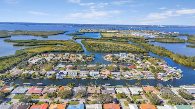 63 Yacht Haven Drive, Cocoa Beach, FL 32931