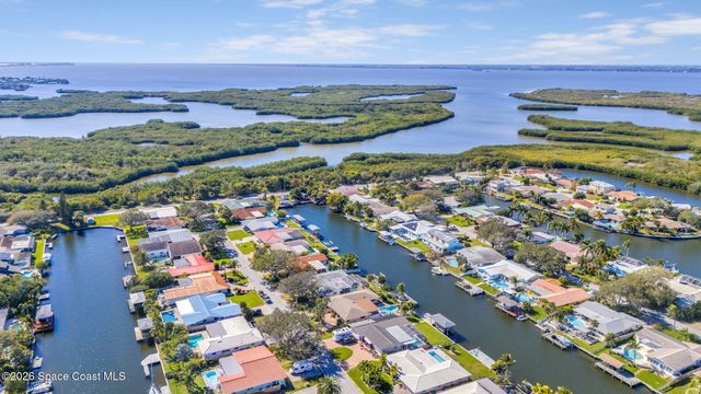 63 Yacht Haven Drive, Cocoa Beach, FL 32931