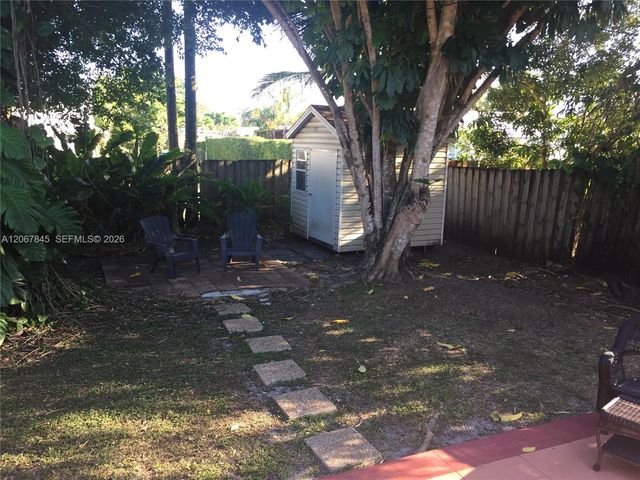 5886 SW 42nd Street, Miami, FL 33155