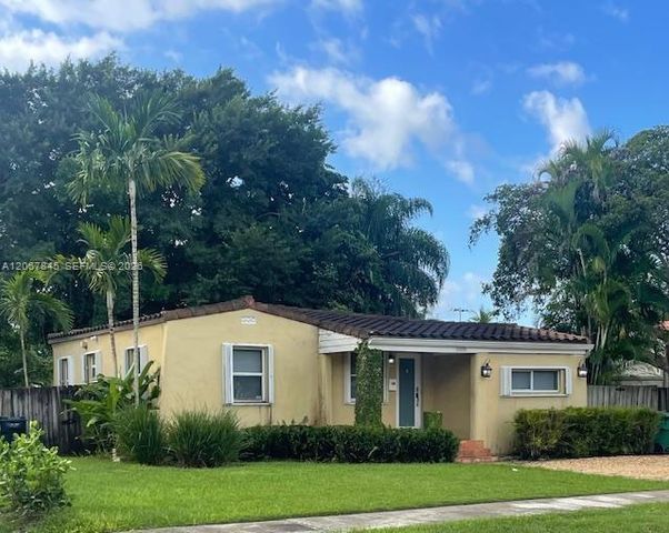 5886 SW 42nd Street, Miami, FL 33155