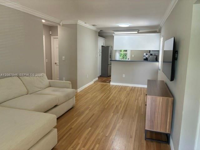 5886 SW 42nd Street, Miami, FL 33155