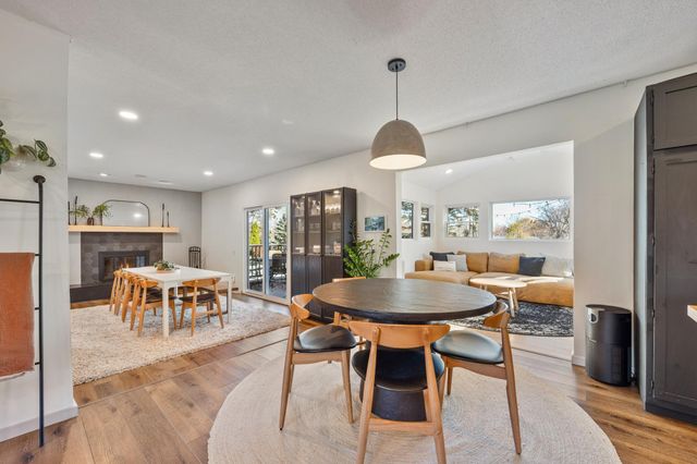 9909 Oakland Avenue S, Bloomington, MN 55420