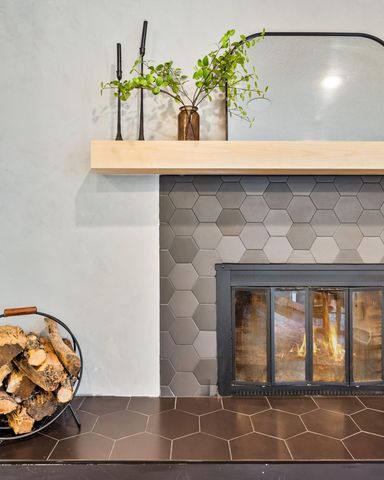 9909 Oakland Avenue S, Bloomington, MN 55420