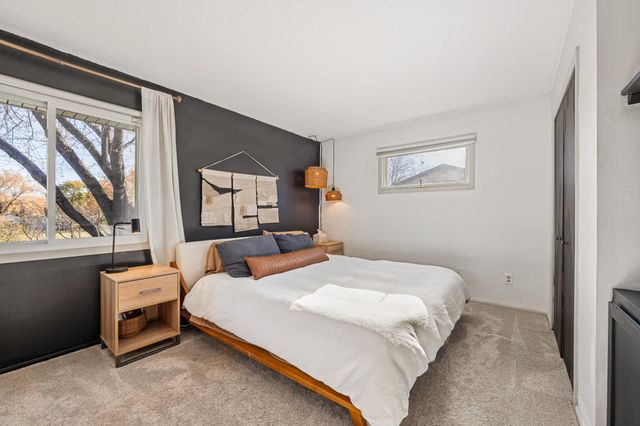 9909 Oakland Avenue S, Bloomington, MN 55420