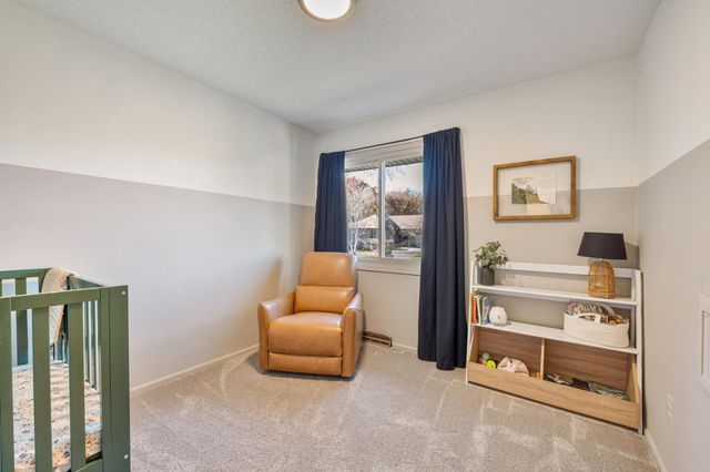 9909 Oakland Avenue S, Bloomington, MN 55420