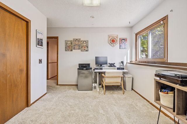 9909 Oakland Avenue S, Bloomington, MN 55420