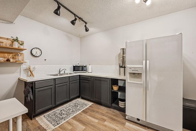 9909 Oakland Avenue S, Bloomington, MN 55420