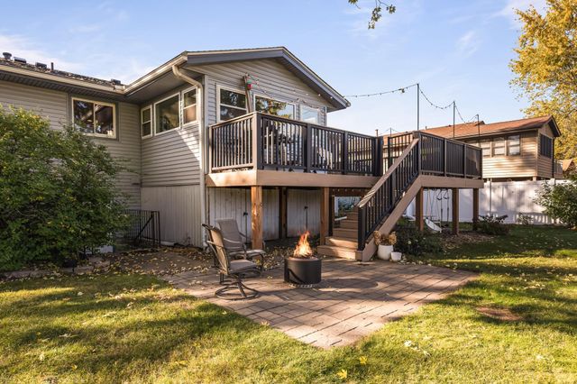 9909 Oakland Avenue S, Bloomington, MN 55420