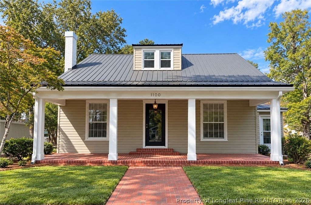 1100 N Barker Street, Lumberton, NC 28358 — exterior