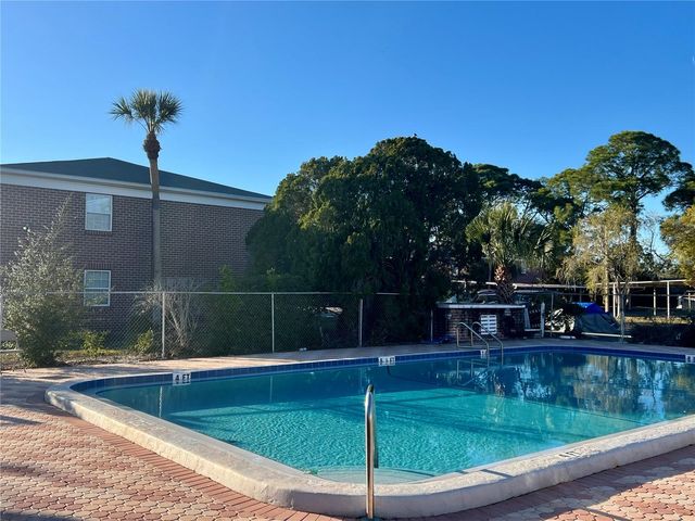 8490 13TH STREET N A, St Petersburg, FL 33702