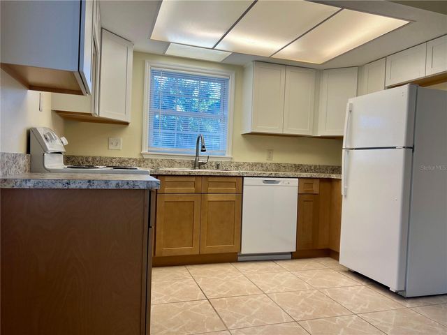 8490 13TH STREET N A, St Petersburg, FL 33702