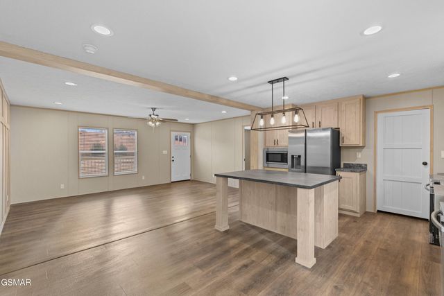 1111 Stanley Valley Road, Rogersville, TN 37857