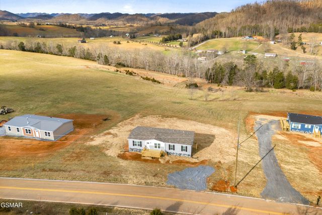 1111 Stanley Valley Road, Rogersville, TN 37857