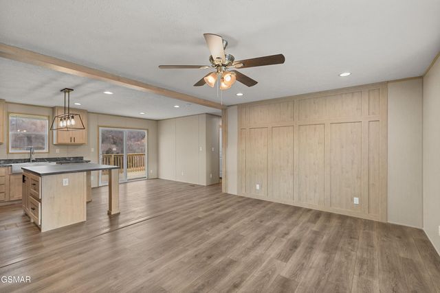 1111 Stanley Valley Road, Rogersville, TN 37857