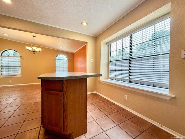 931 Hayloft Ln, San Antonio, TX 78245