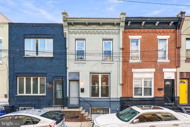 1252 S BONSALL ST